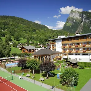 Chalet-hôtel Neige Et Roc, The Originals Relais Hotel